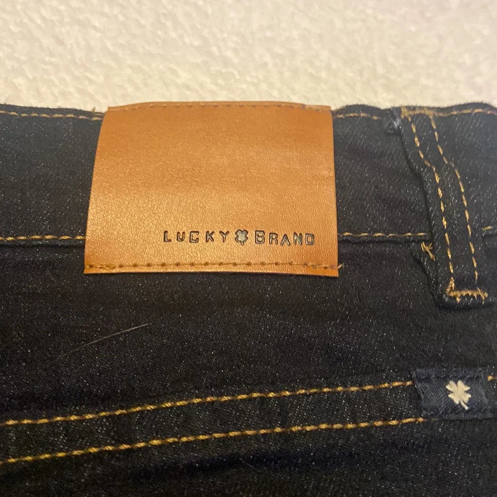 NWT Lucky Brand Girls Size 14 Classic Straight Dark Blue Blue Jeans